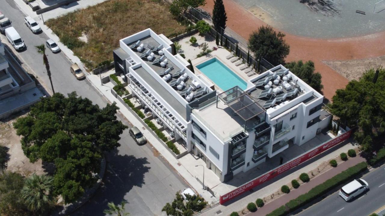 Victoria Suites Paphos Exterior foto